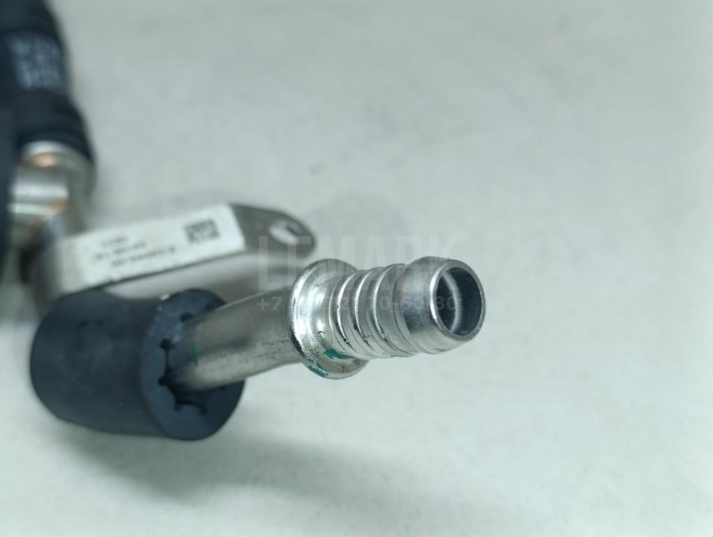 Трубка топливная