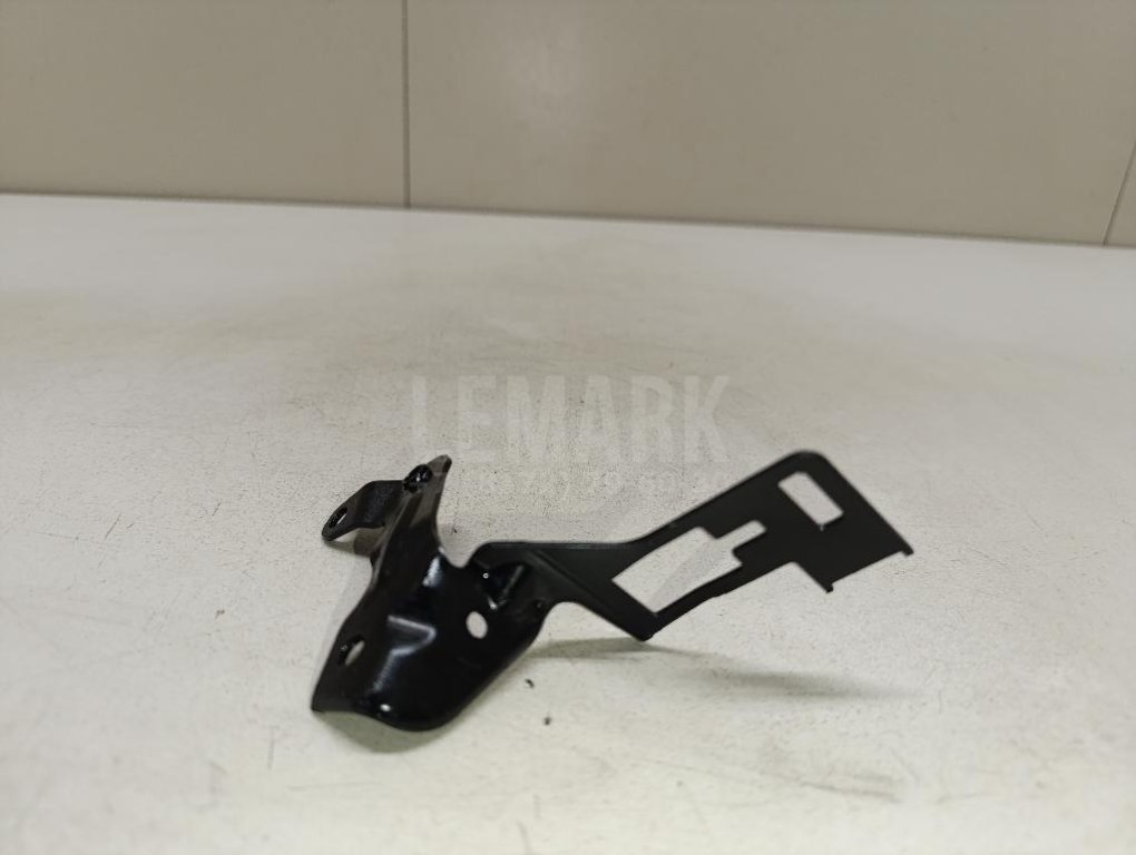 Кронштейн (сопут. товар) для  Alfa Romeo Giulietta 1977-1985