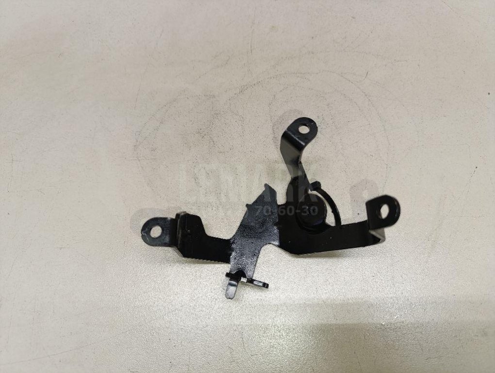 Кронштейн (сопут. товар)