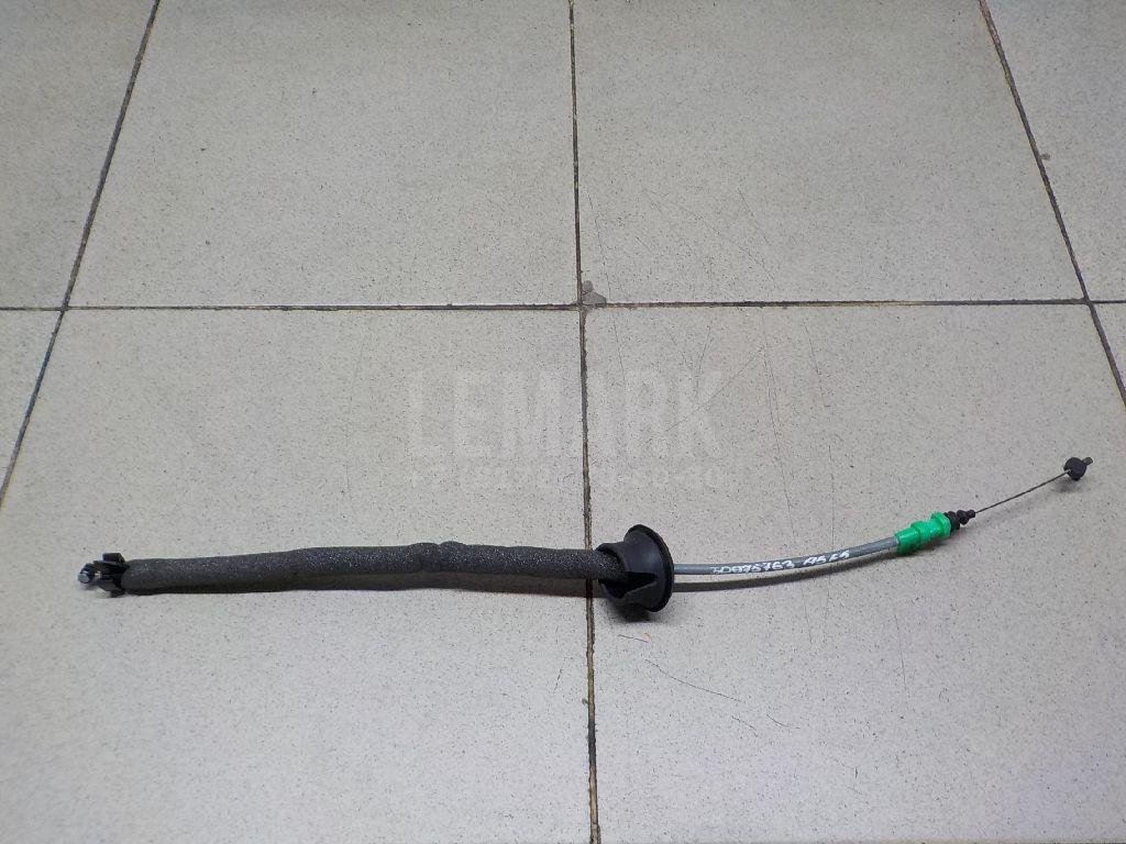 Трос открывания передней двери