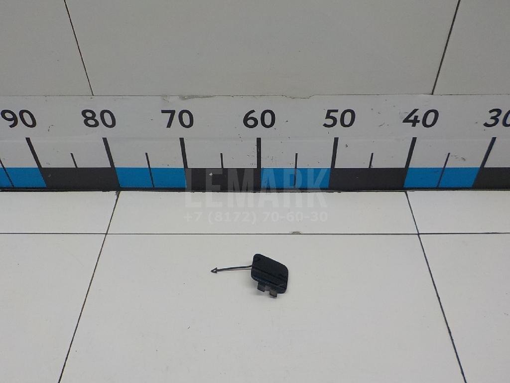 Заглушка буксировочного крюка