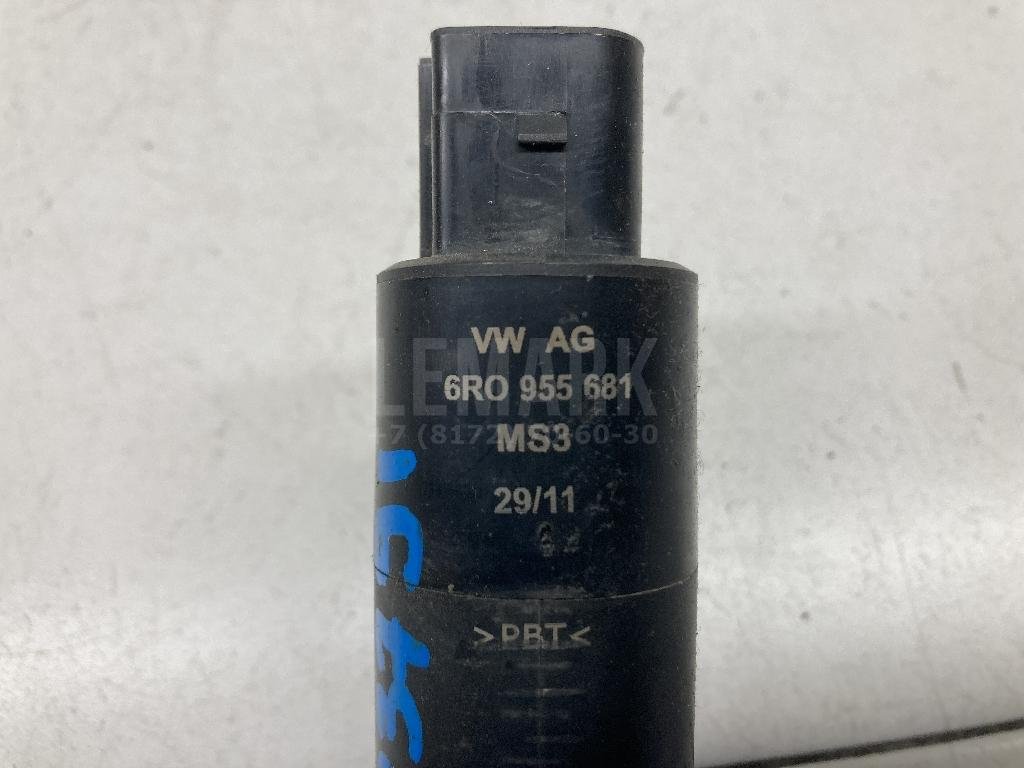 Насос омывателя фар