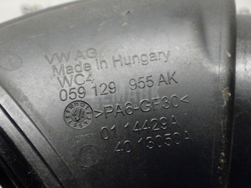 Патрубок воздушного фильтра