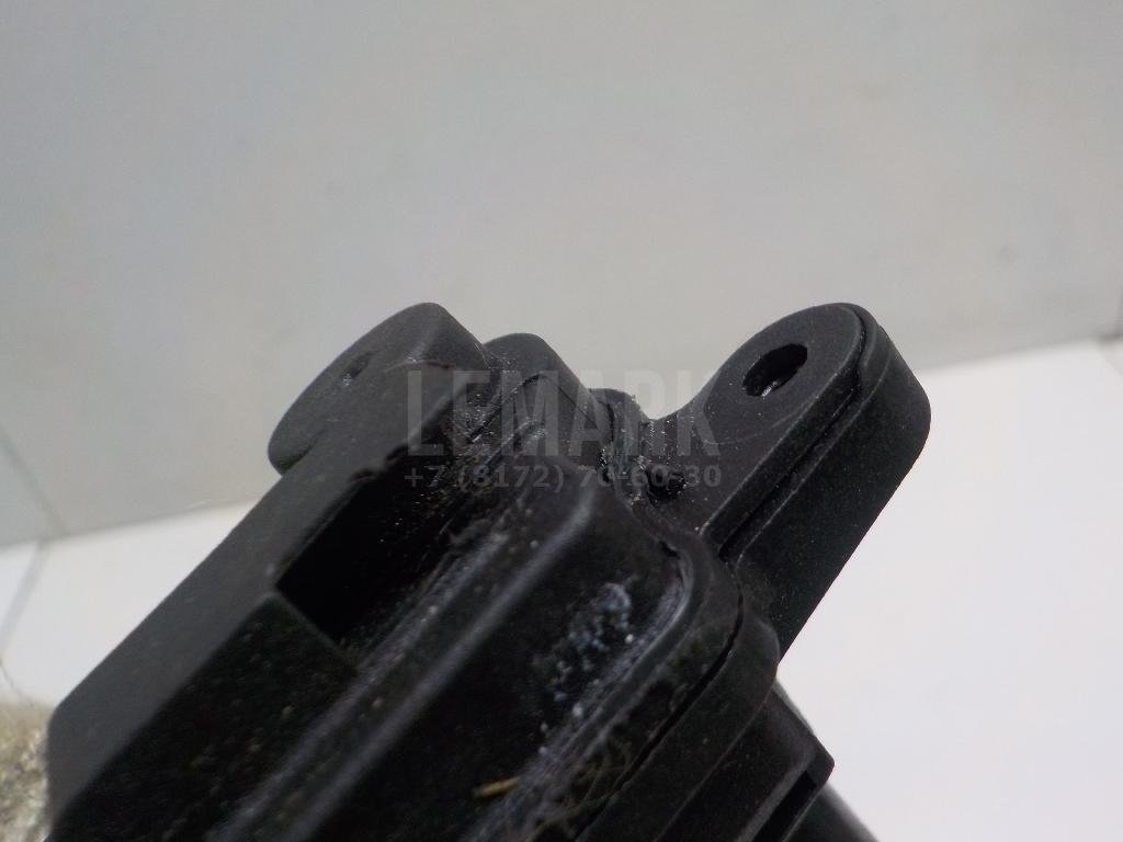 Активатор замка крышки бензобака