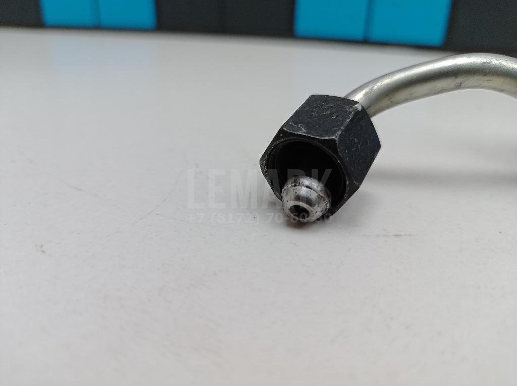 Трубка топливная