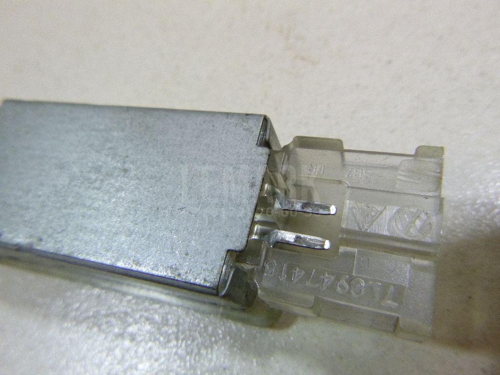 Плафон салонный