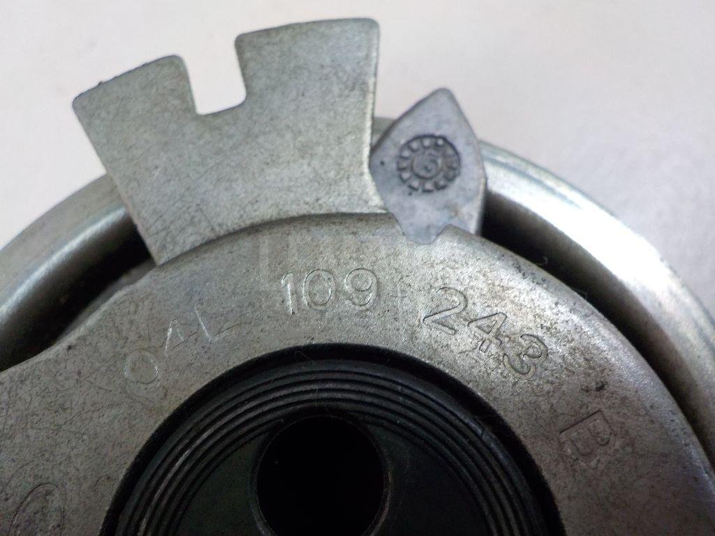 Ролик-натяжитель ремня ГРМ