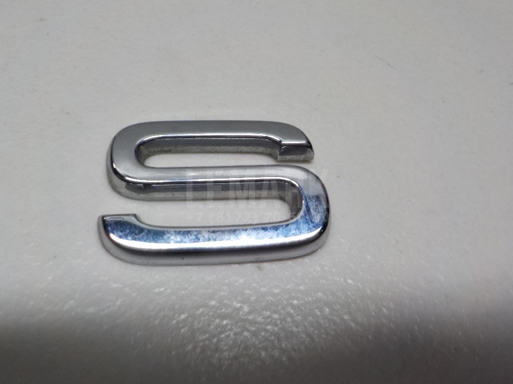 Эмблема на крышку багажника