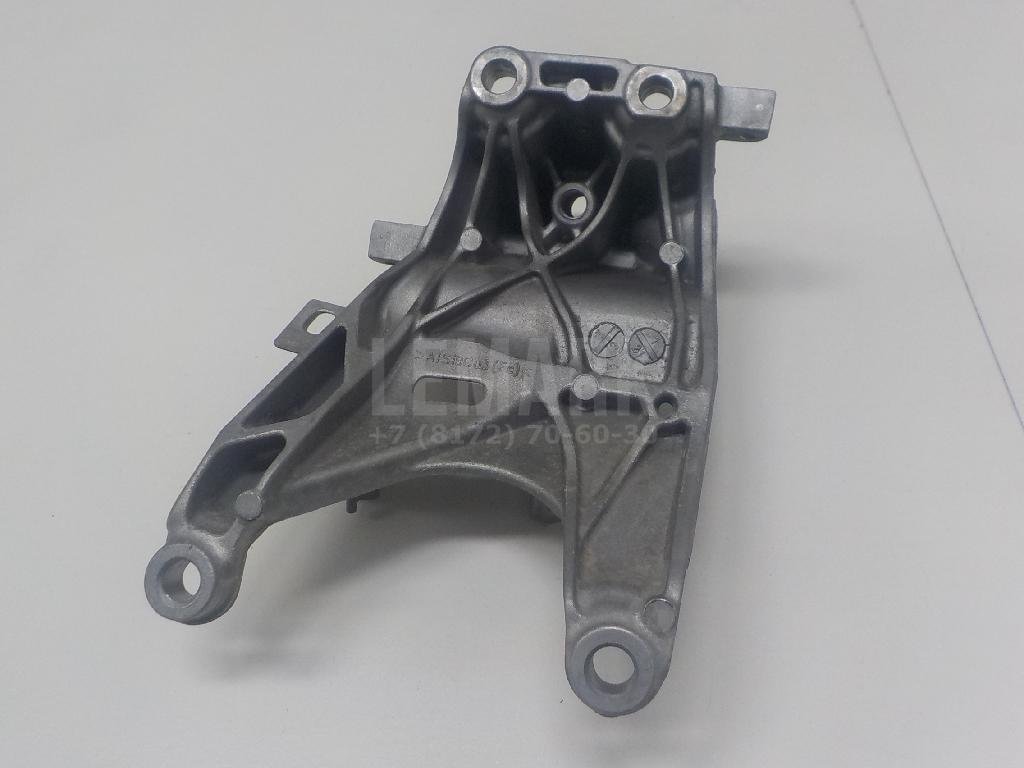 Кронштейн двигателя правый