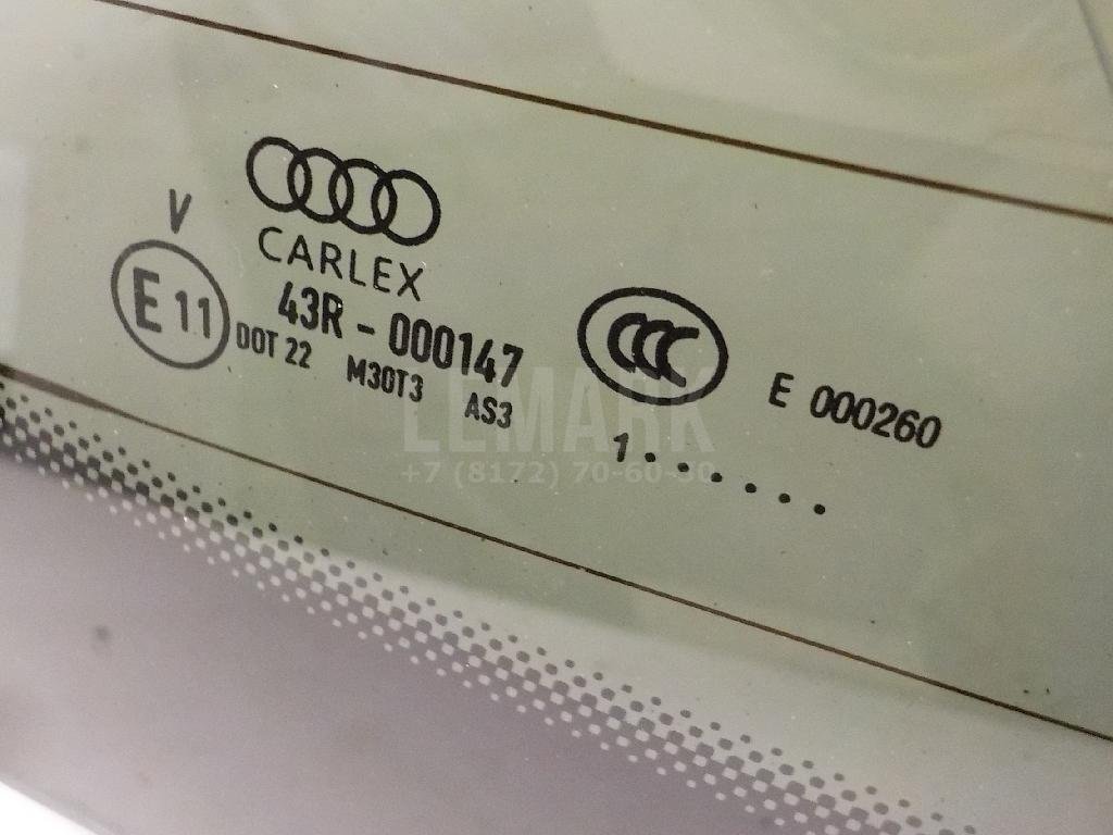 Стекло двери багажника