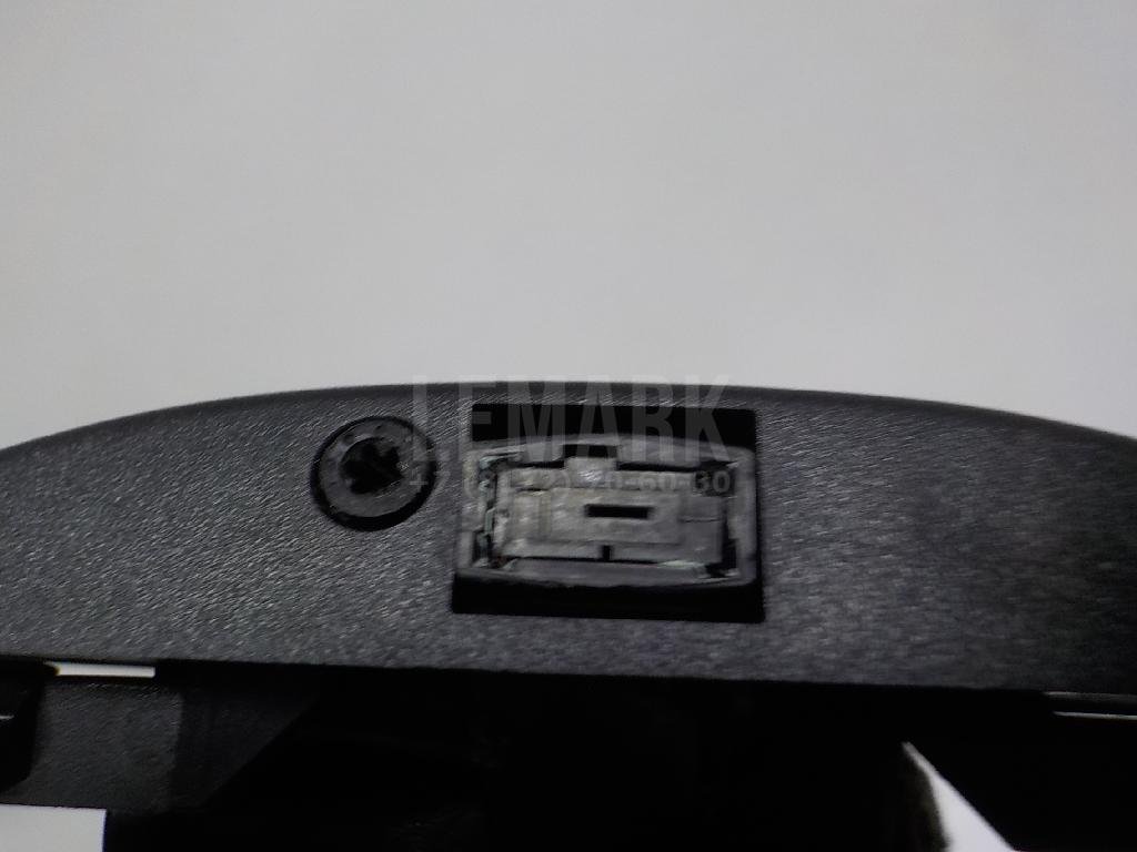 Форсунка омывателя лобового стекла