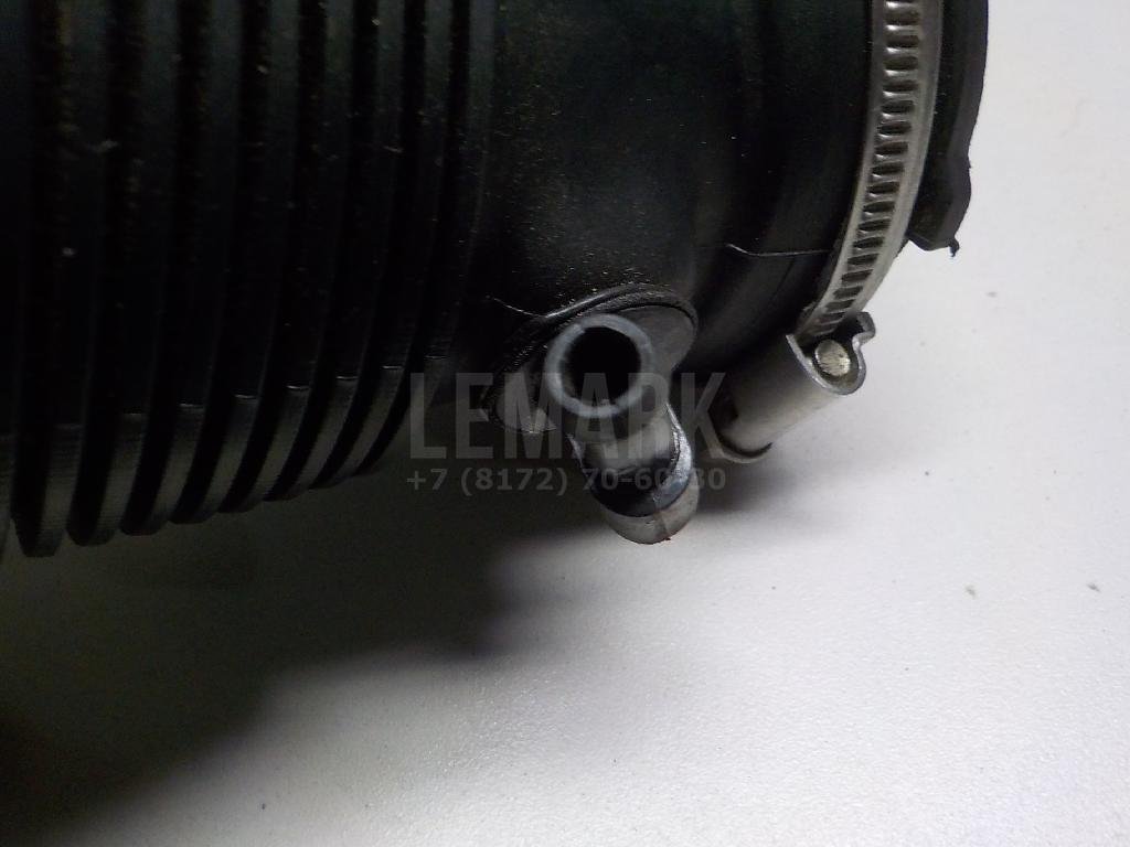 Патрубок воздушного фильтра