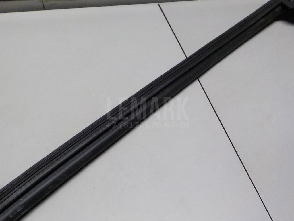 Уплотнитель стекла двери