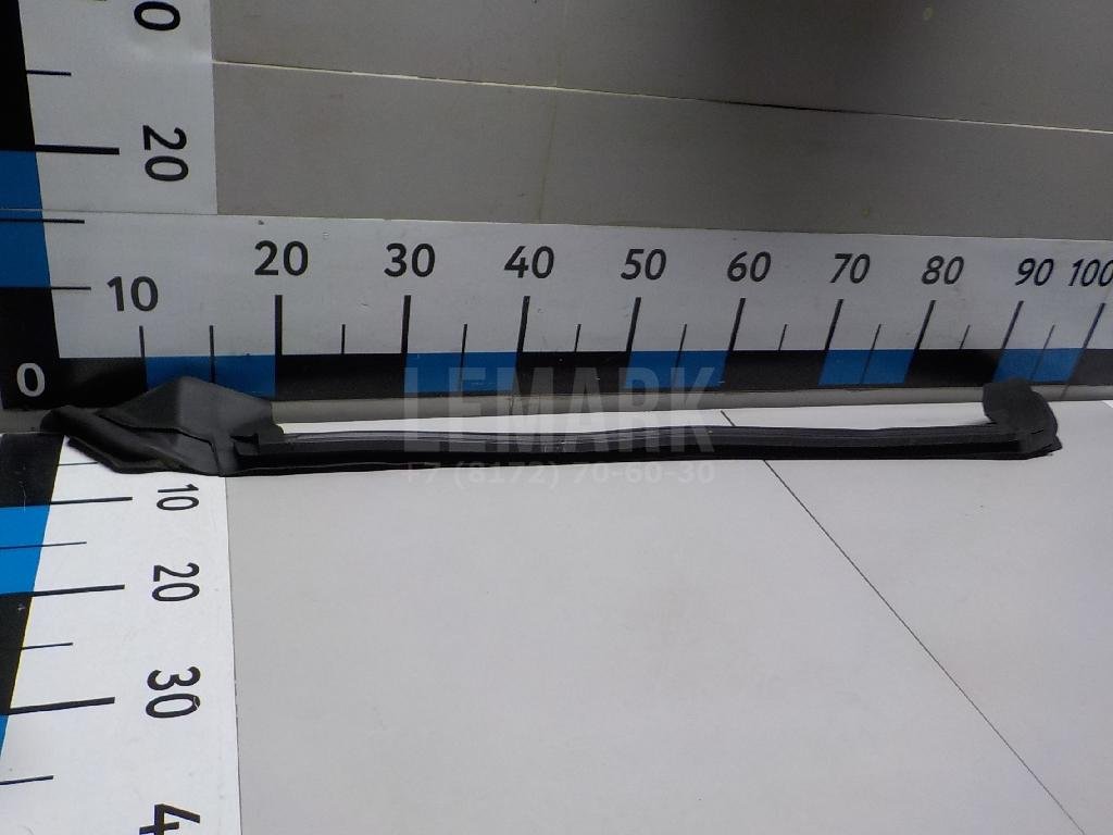 Уплотнитель стекла двери