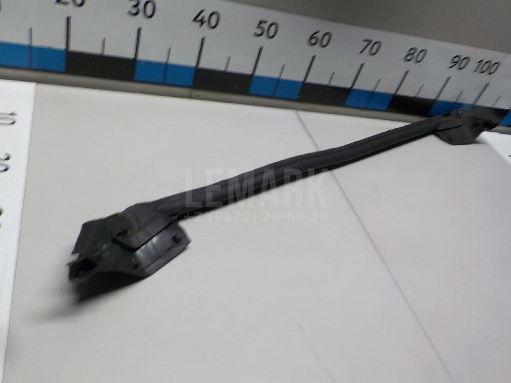 Уплотнитель стекла двери