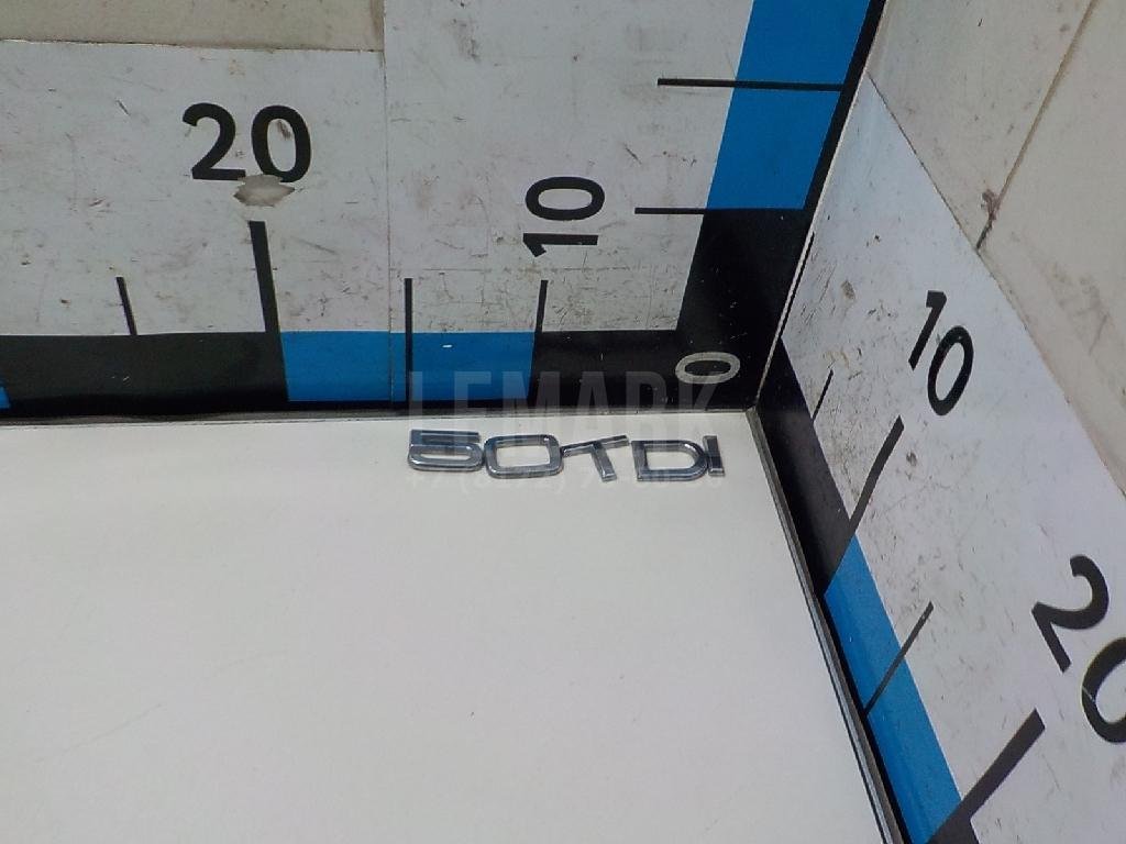 Эмблема на крышку багажника