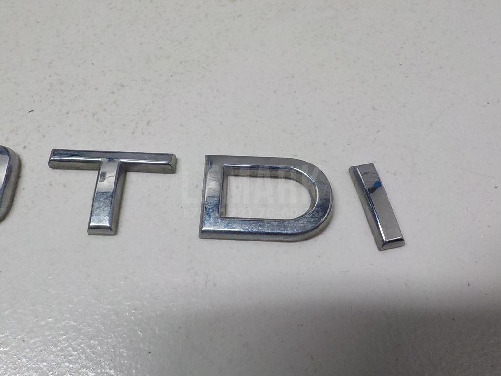 Эмблема на крышку багажника