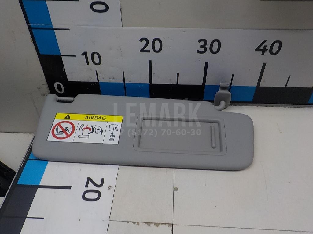 Козырек солнцезащитный (внутри)