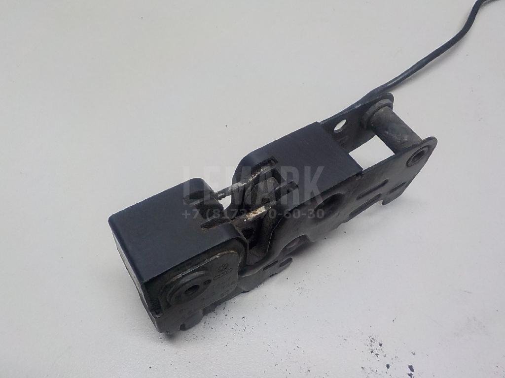 Замок капота