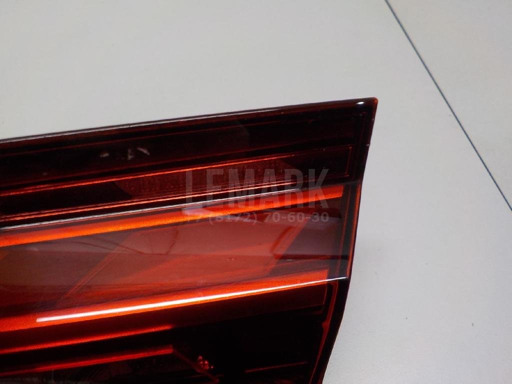 Фонарь задний внутренний правый