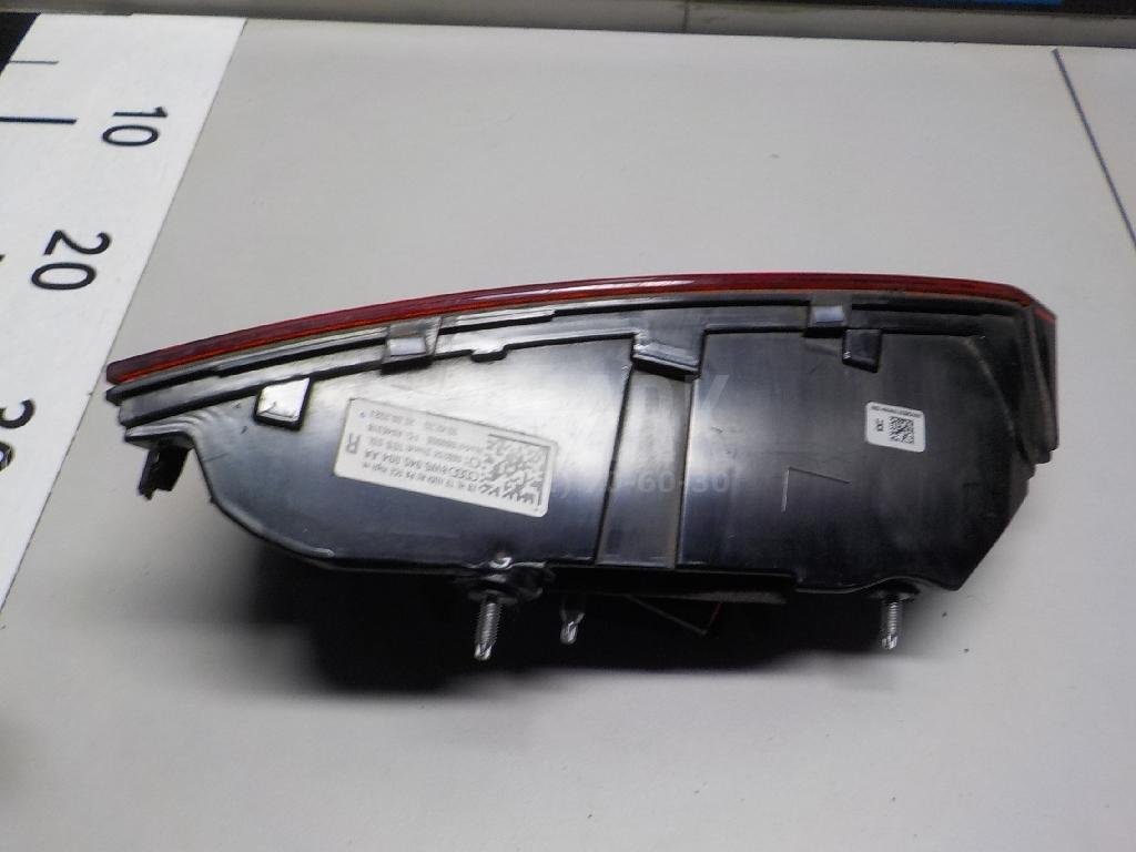 Фонарь задний внутренний правый