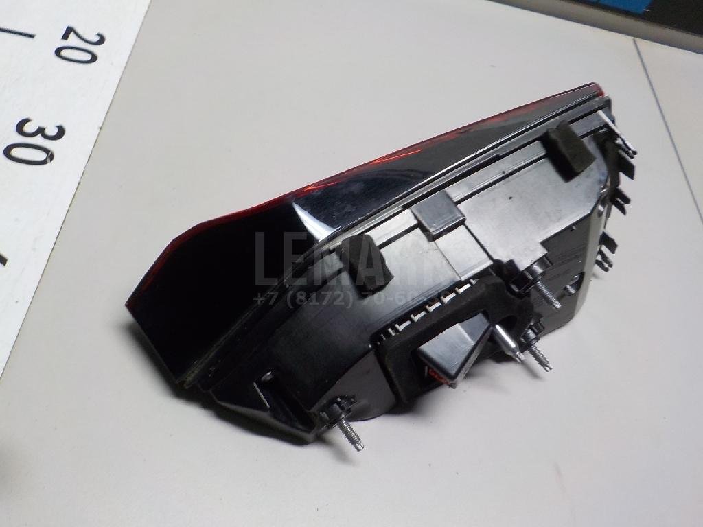 Фонарь задний внутренний правый