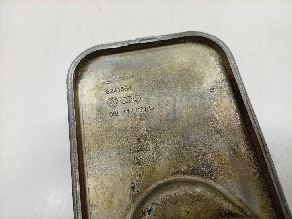 Радиатор масляный для  Audi A3 [8PA] Sportback 2004-2013