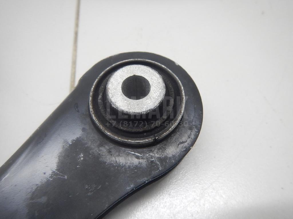 Рычаг задний верхний левый