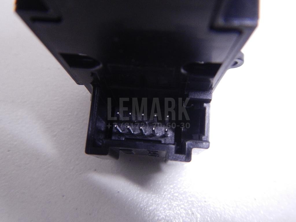 Кнопка люка