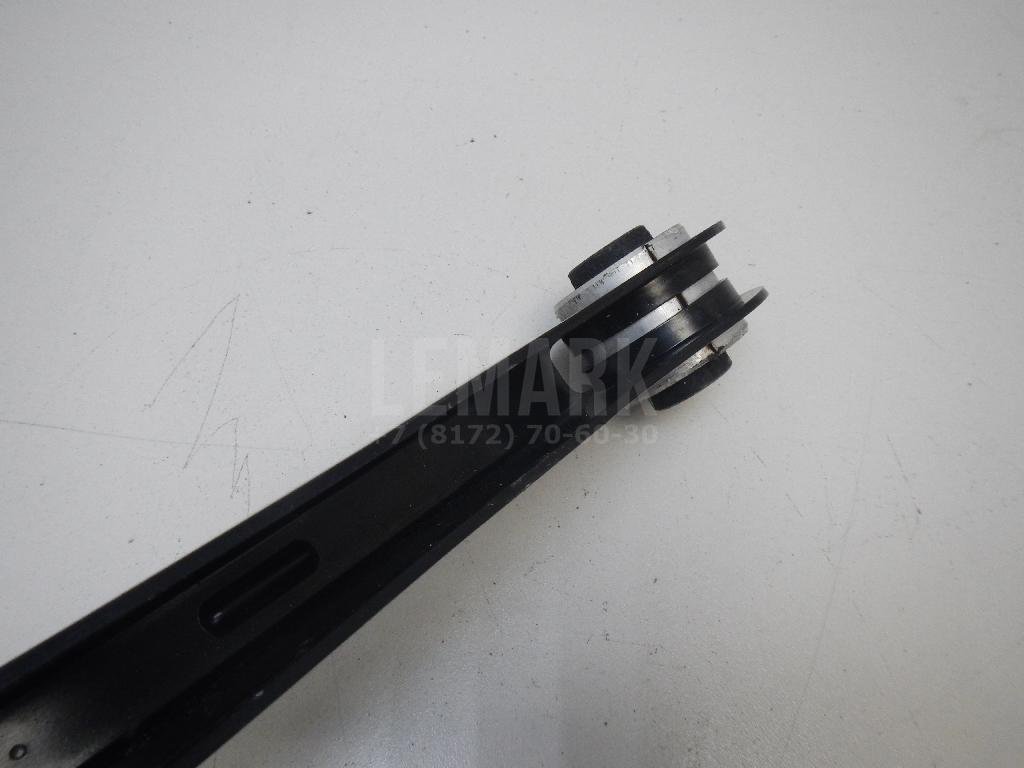 Рычаг задний верхний правый