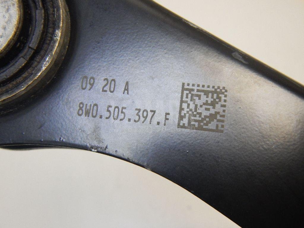 Рычаг задний верхний левый