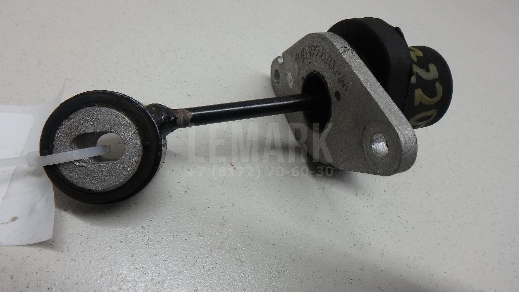 Опора двигателя правая