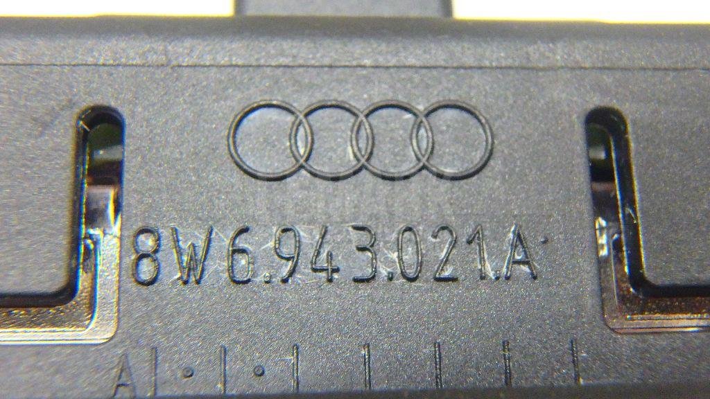 Фонарь подсветки номера