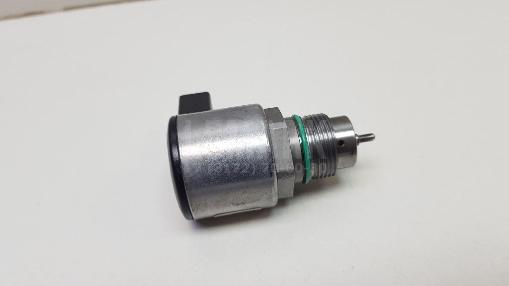 Регулятор давления топлива