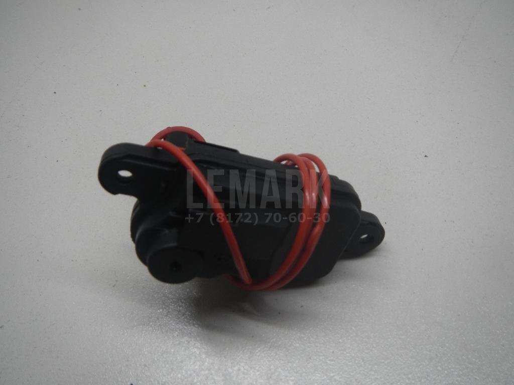 Активатор замка крышки бензобака