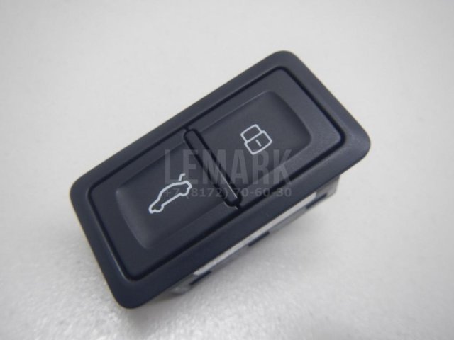 Кнопка закрывания багажника