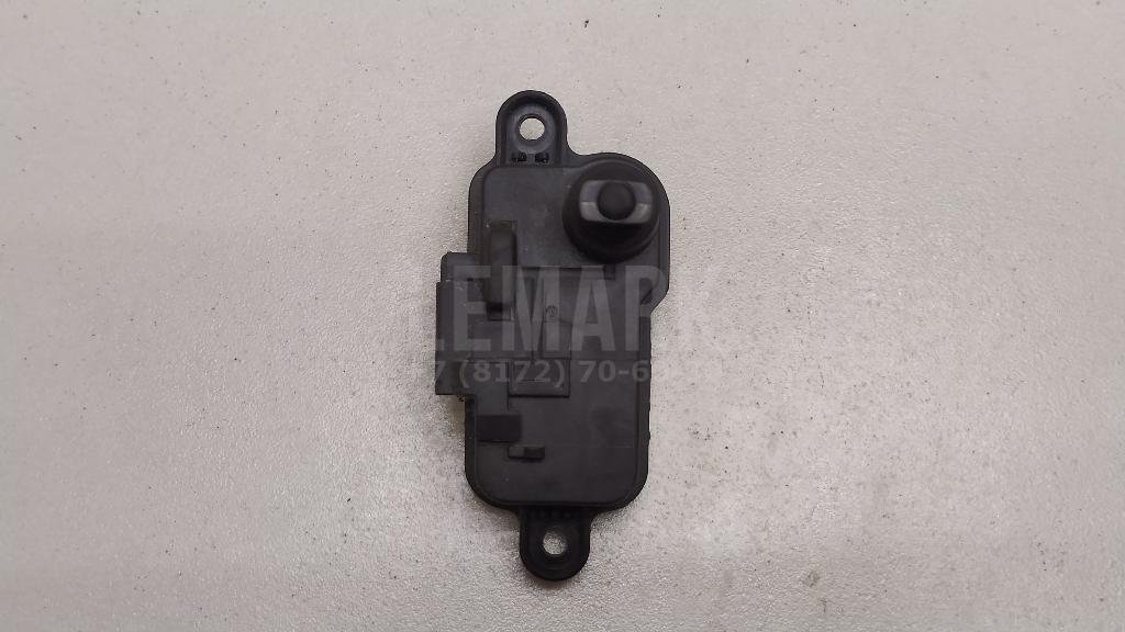 Активатор замка крышки бензобака