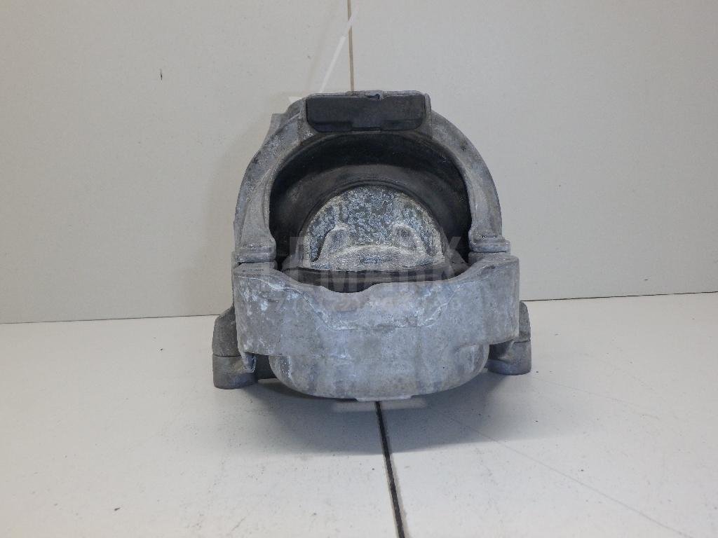 Опора двигателя левая для  Audi A4 [B7] 2005-2007