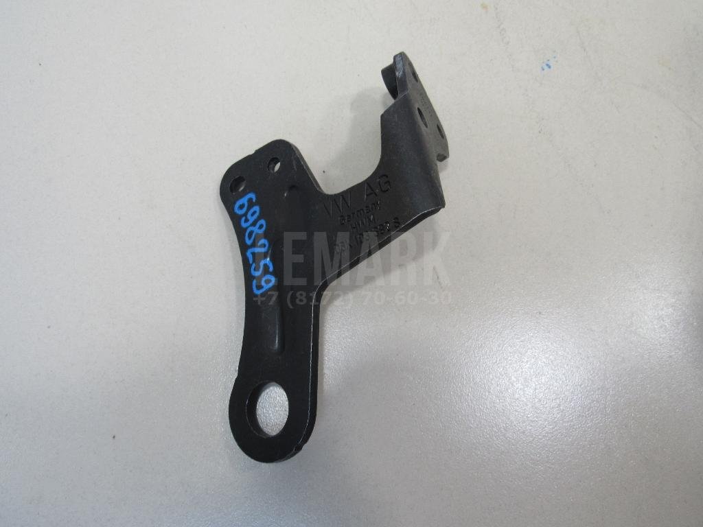 Кронштейн двигателя