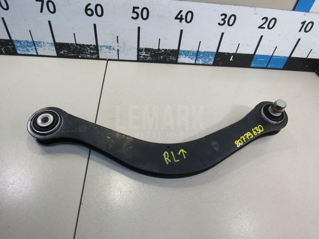 Рычаг задний верхний левый