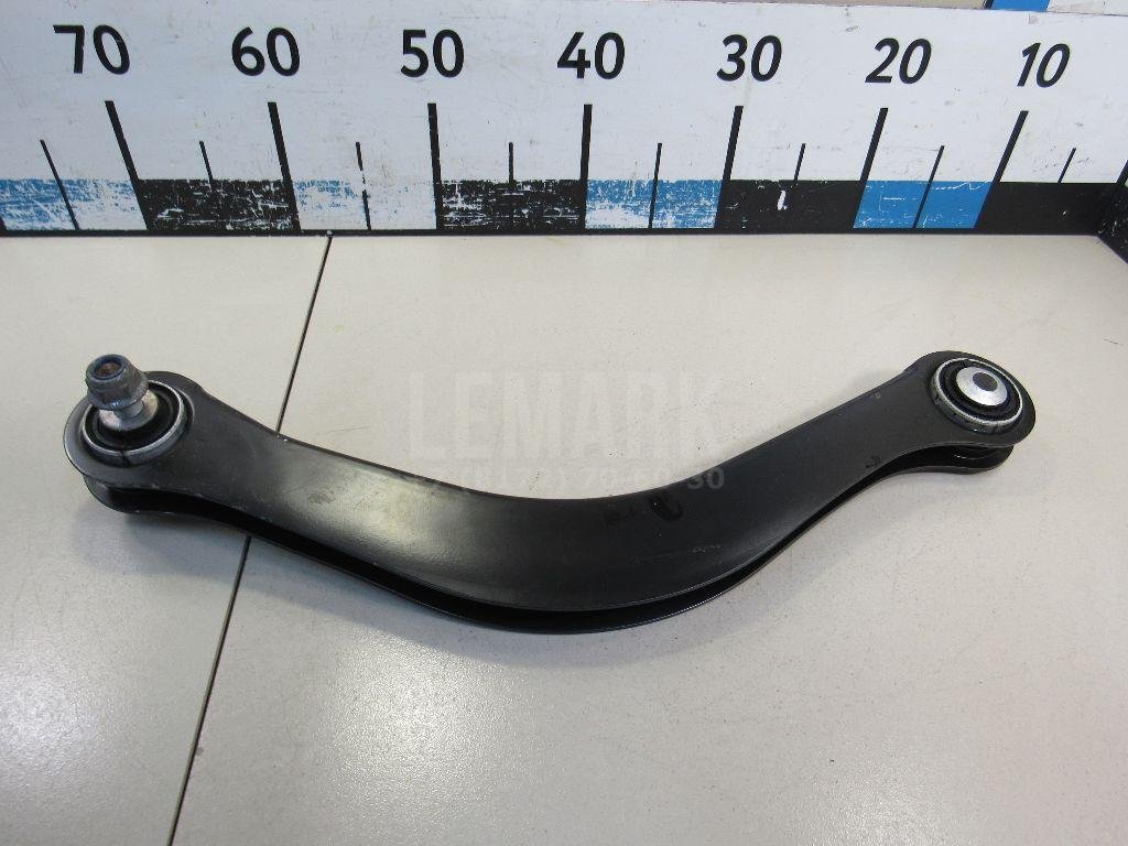 Рычаг задний верхний левый