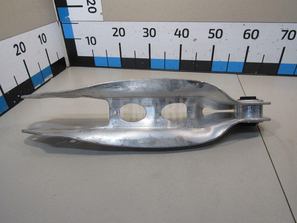 Рычаг задний поперечный