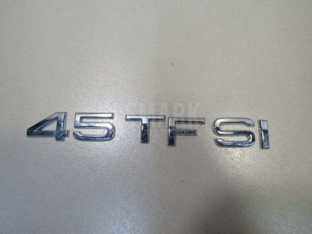 Эмблема на крышку багажника