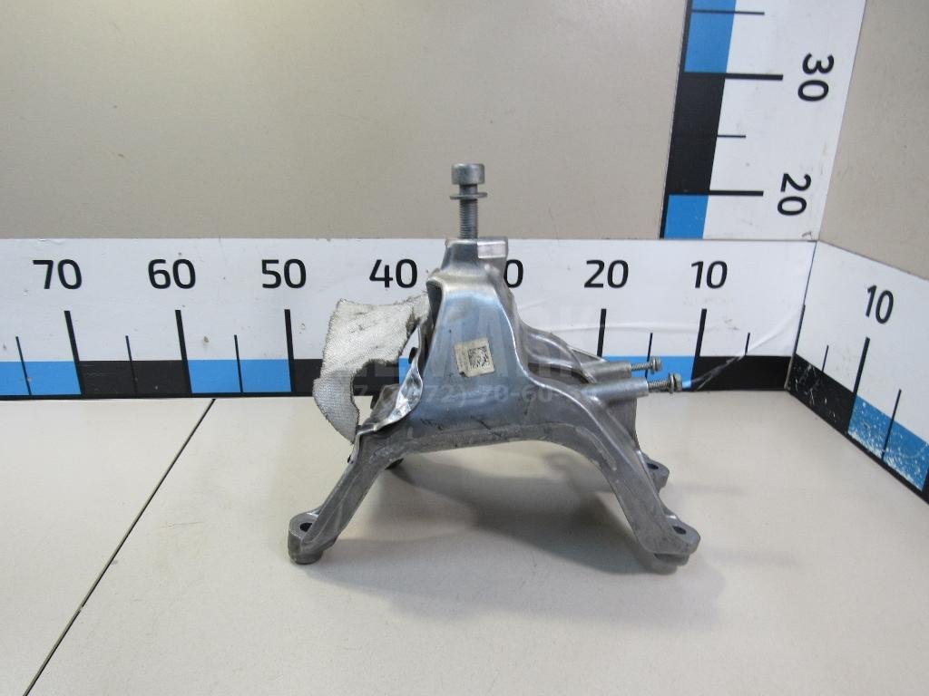 Кронштейн двигателя правый для  Audi A3 [8P1] 2003-2013