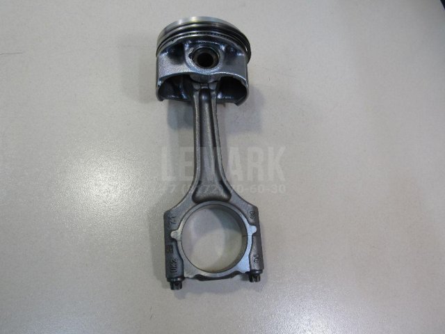 Поршень с шатуном