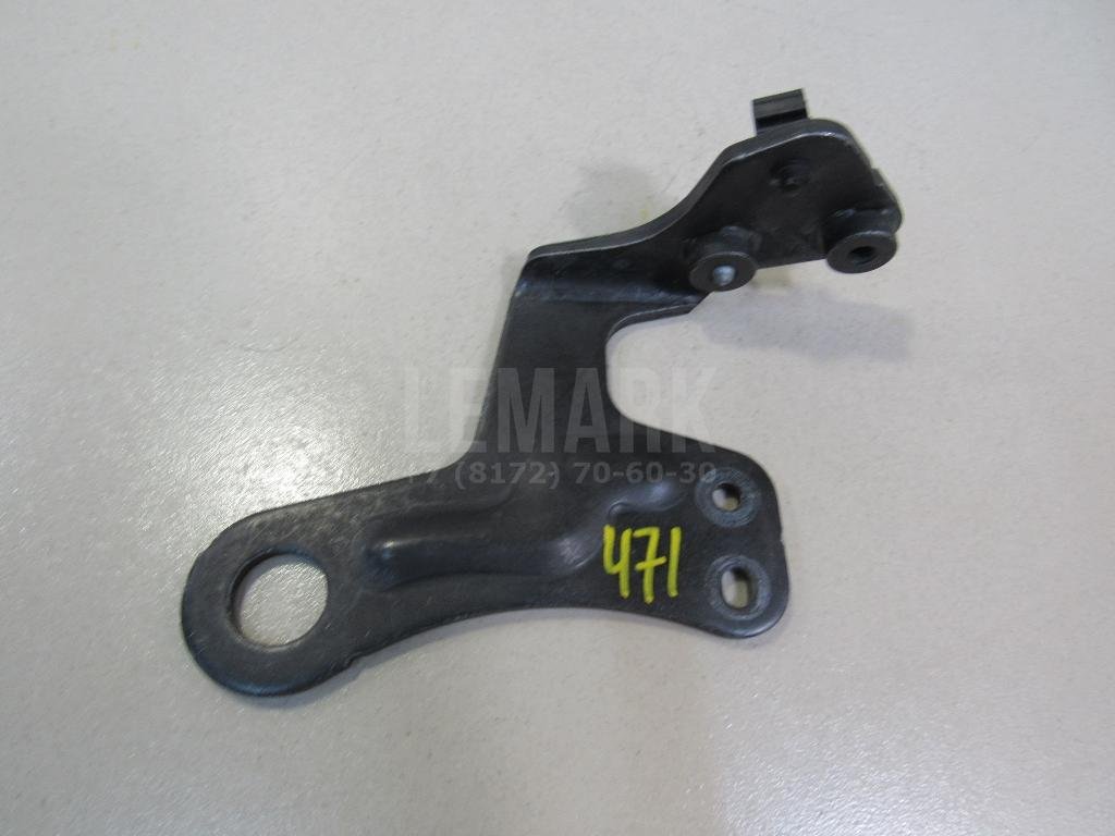 Кронштейн двигателя