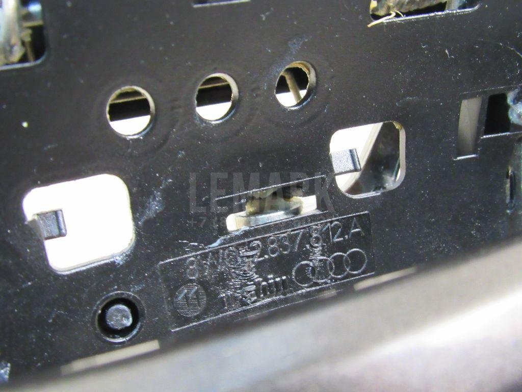 Кронштейн ручки для  Audi 80/90 [B4] 1991-1995