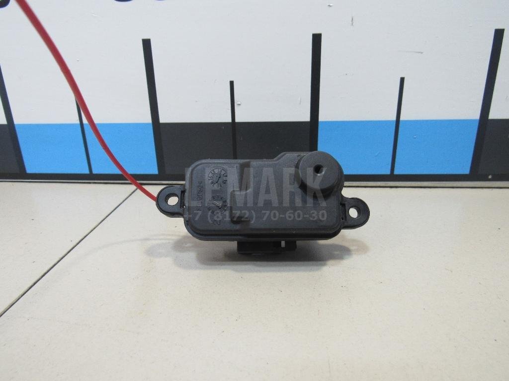 Активатор замка крышки бензобака