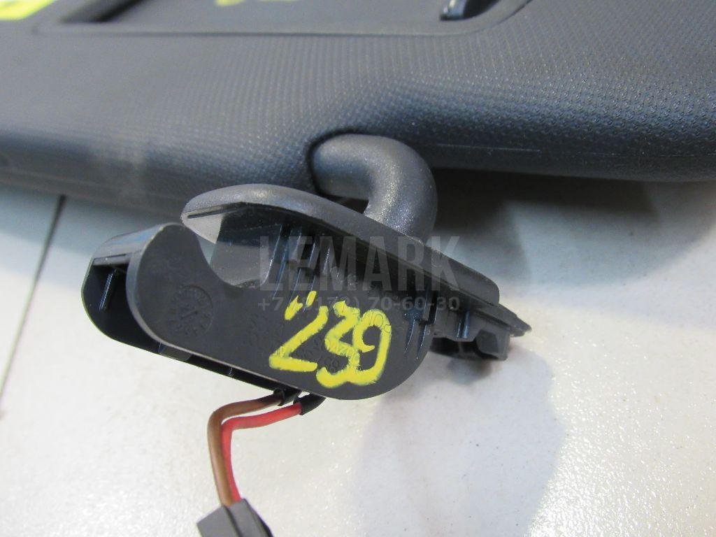 Козырек солнцезащитный (внутри)