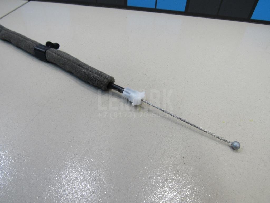 Трос открывания багажника